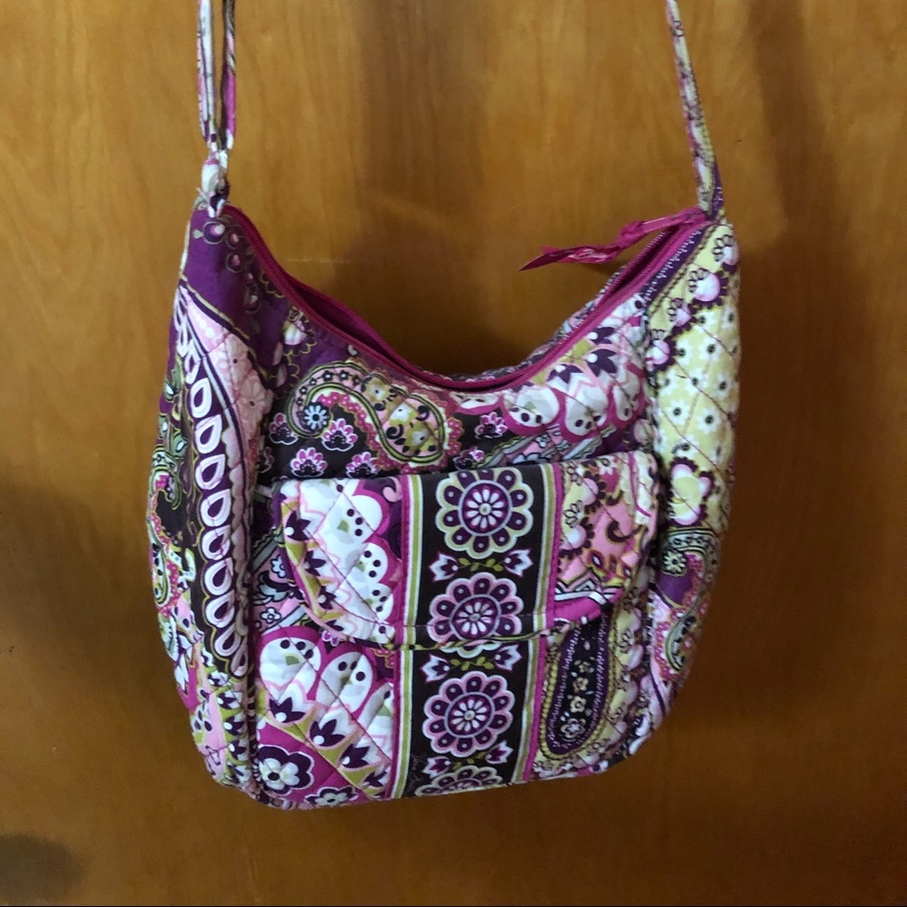 Vera Bradley Very Berry Paisley Crossbody - Picture 1 of 3